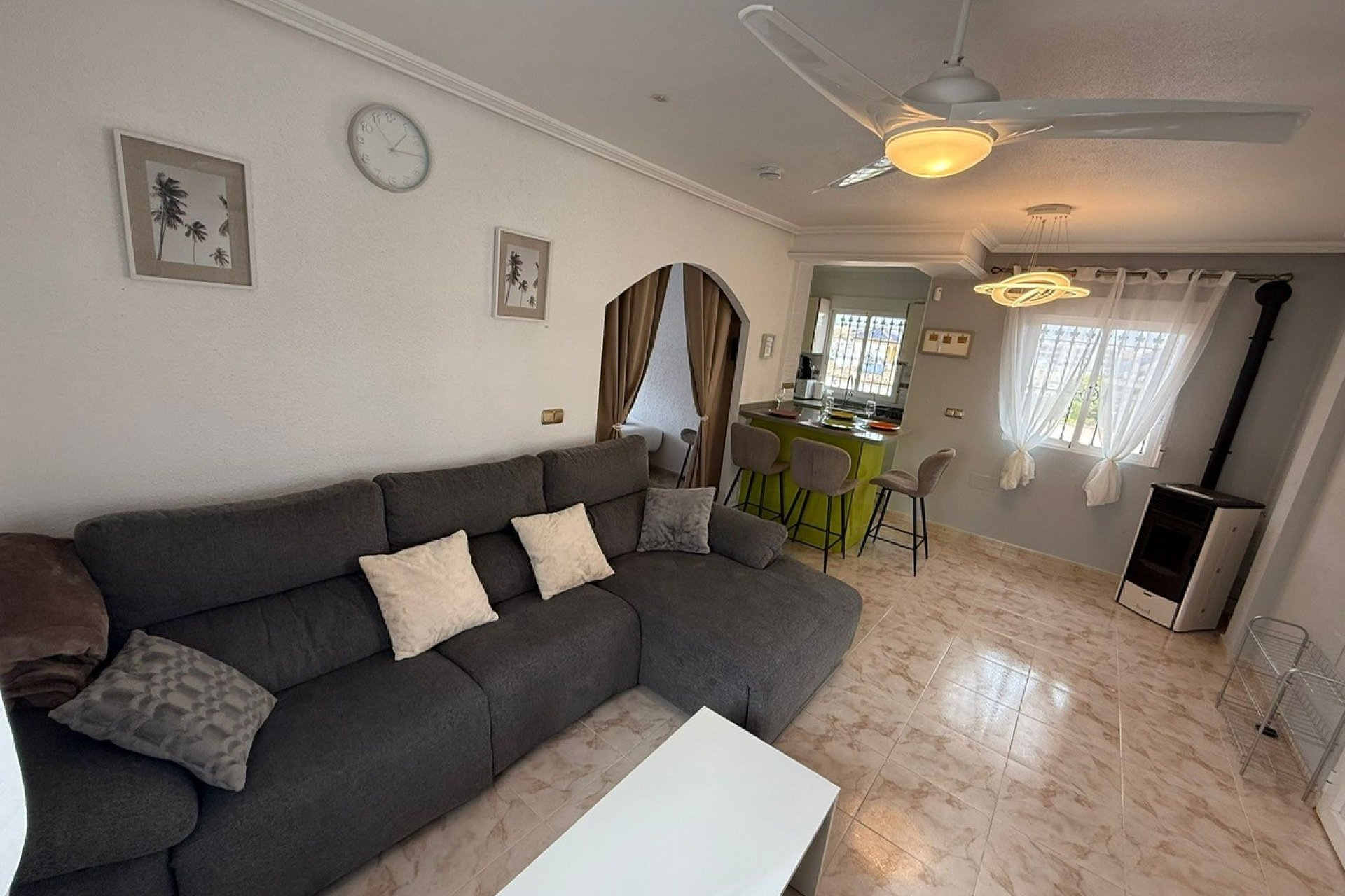 Resale - Villa -
Orihuela Costa - Costa Blanca