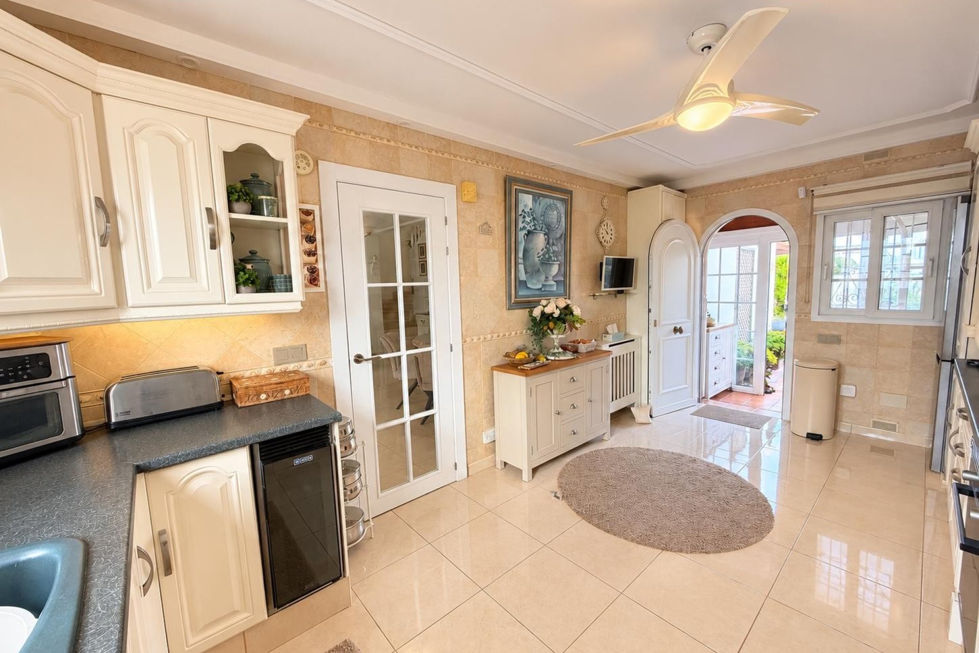 Resale - Villa -
Orihuela Costa - Costa Blanca