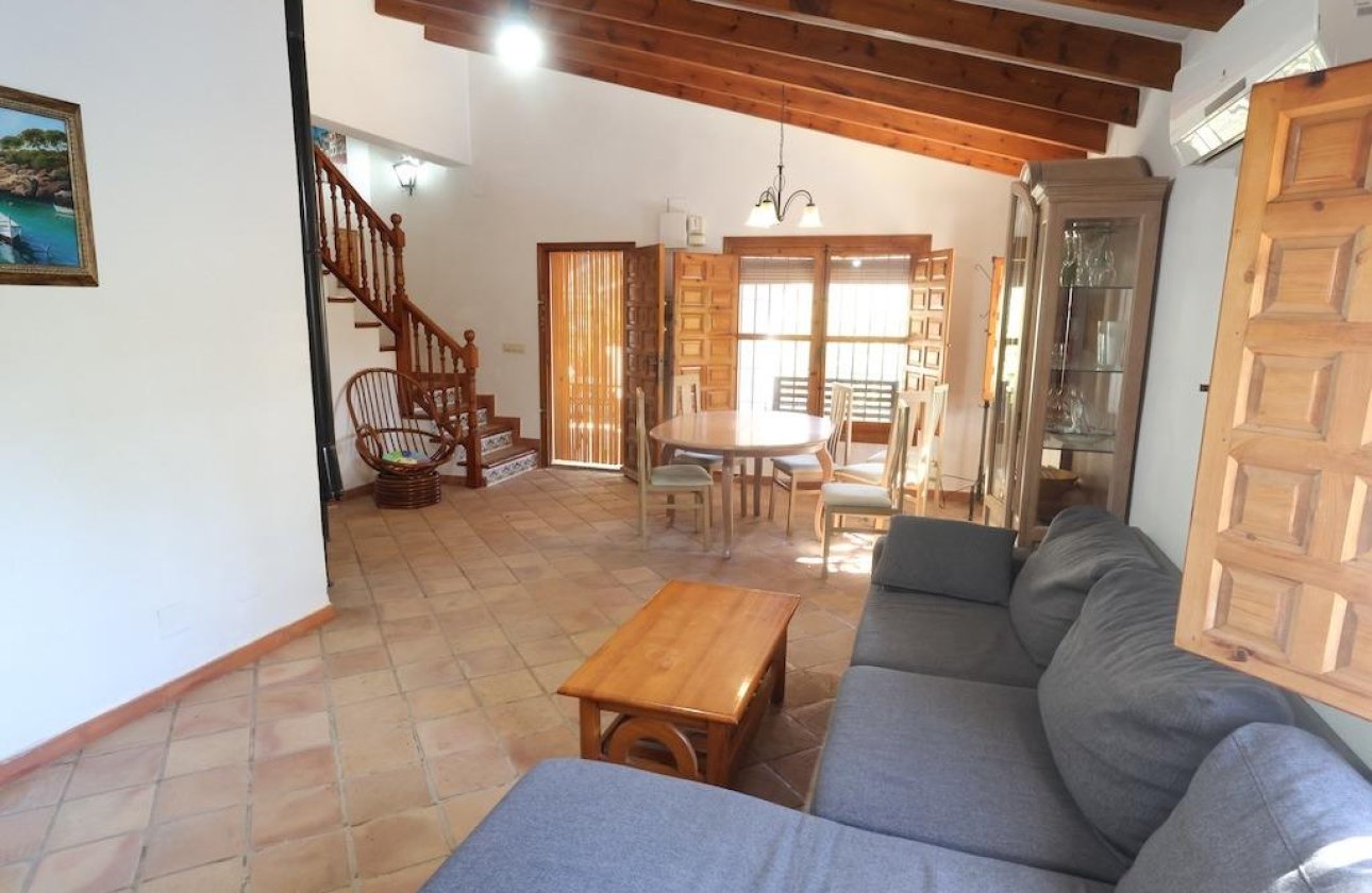 Resale - Villa -
Orihuela Costa - Costa Blanca