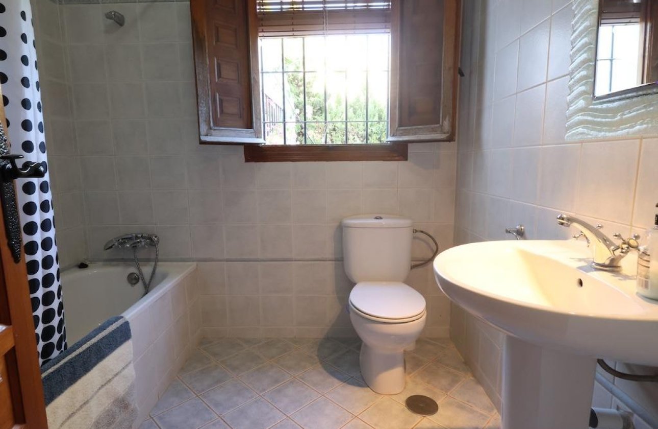 Resale - Villa -
Orihuela Costa - Costa Blanca