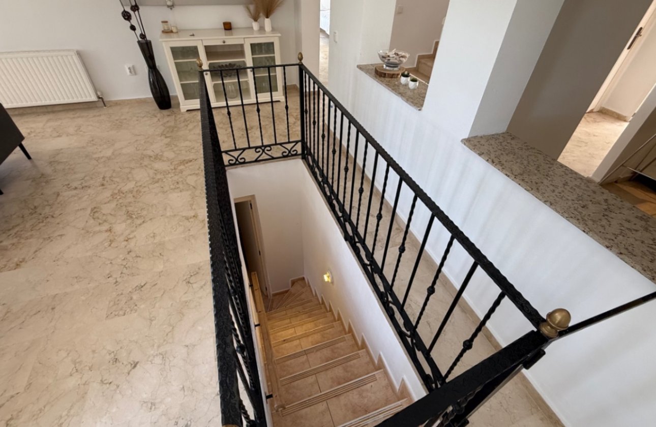 Resale - Villa -
Orihuela Costa - Costa Blanca