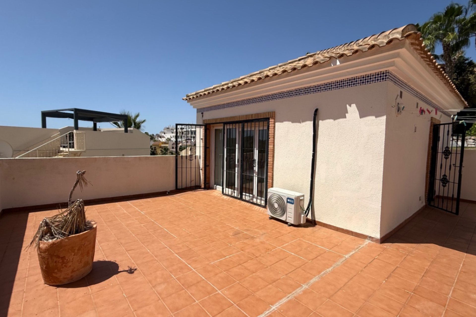 Resale - Villa -
Orihuela Costa - Costa Blanca