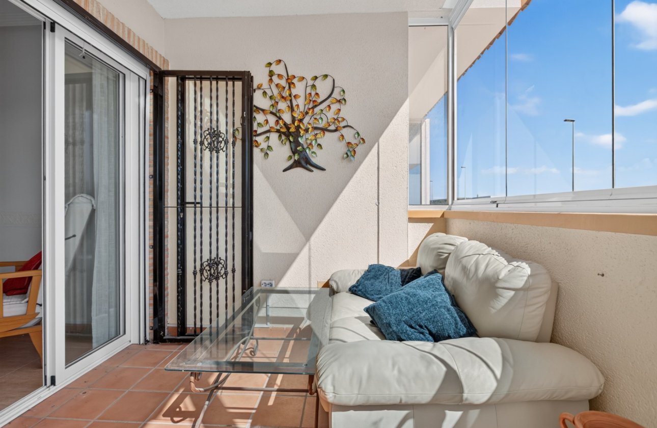 Resale - Villa -
Orihuela Costa - Costa Blanca
