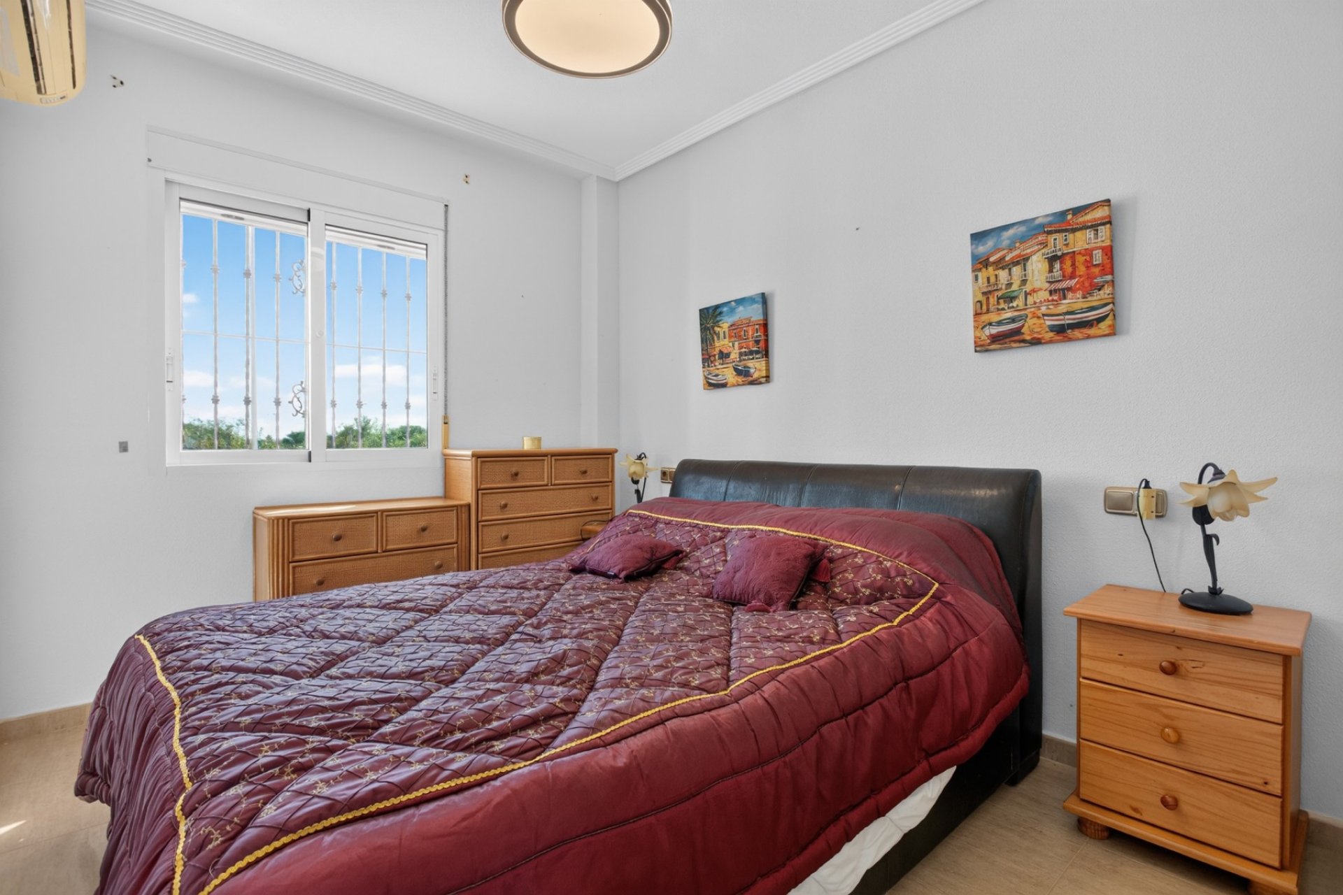 Resale - Villa -
Orihuela Costa - Costa Blanca