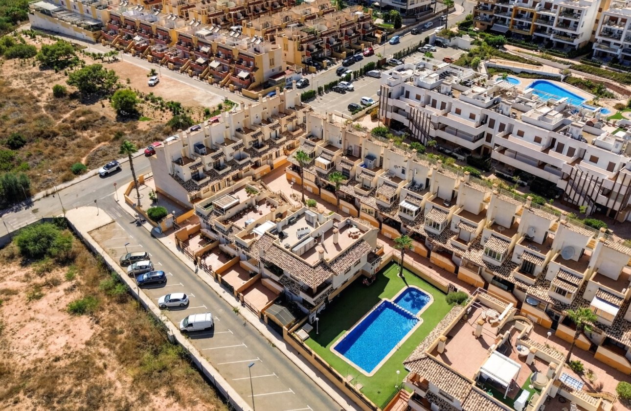 Resale - Villa -
Orihuela Costa - Costa Blanca