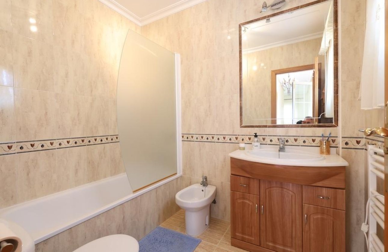 Resale - Villa -
Orihuela Costa - Costa Blanca