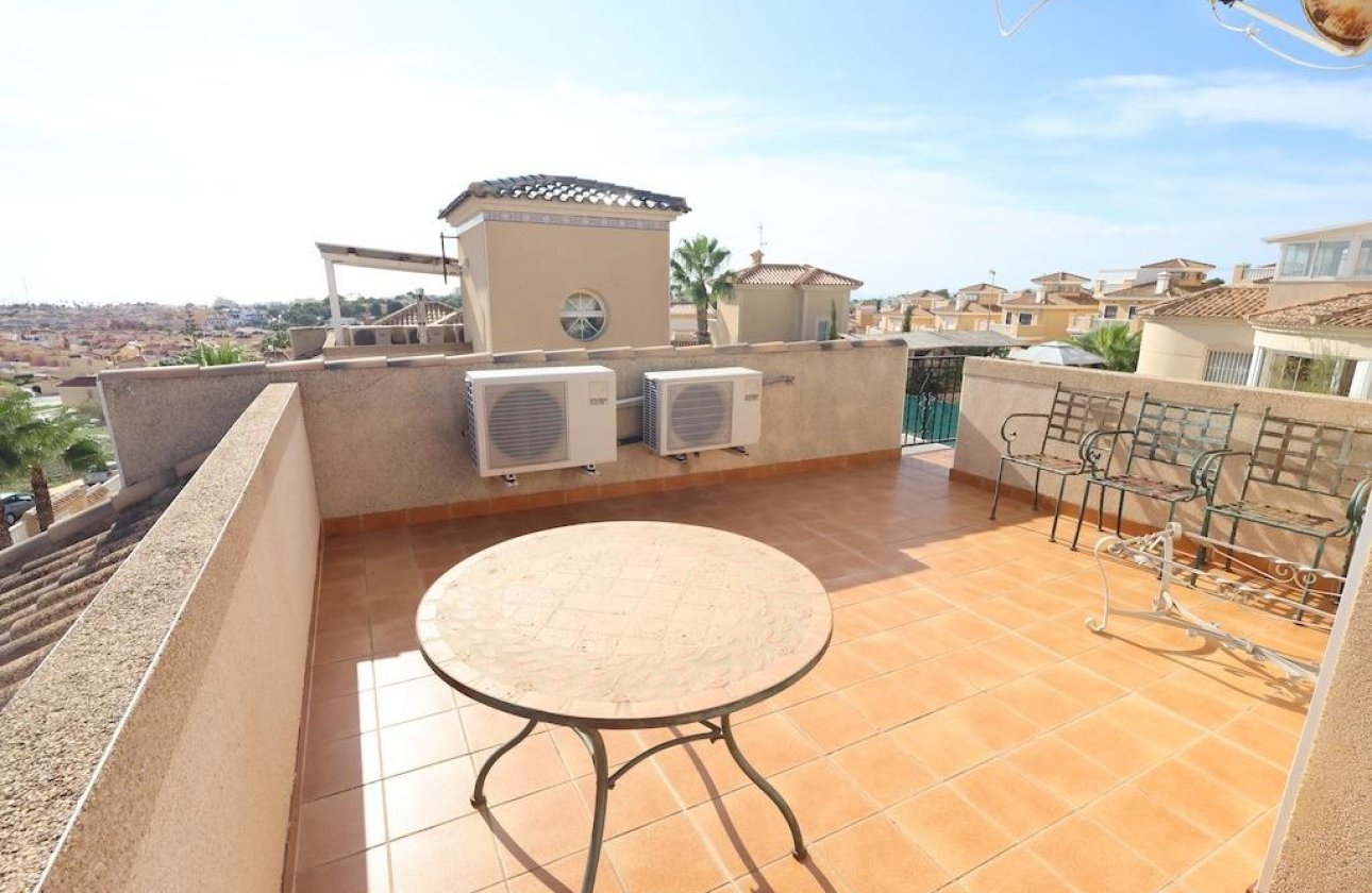 Resale - Villa -
Orihuela Costa - Costa Blanca