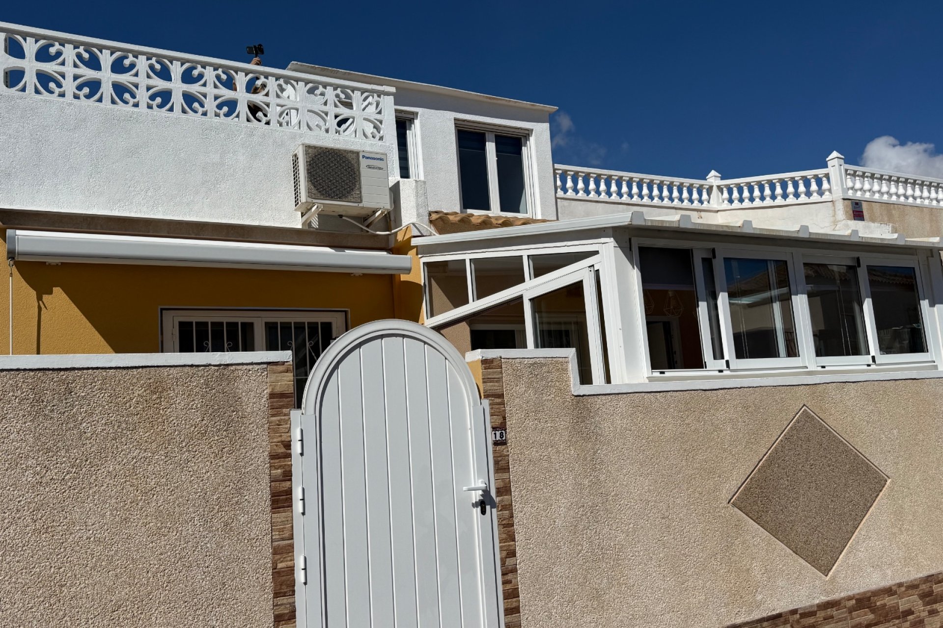 Resale - Villa -
Orihuela Costa - Costa Blanca