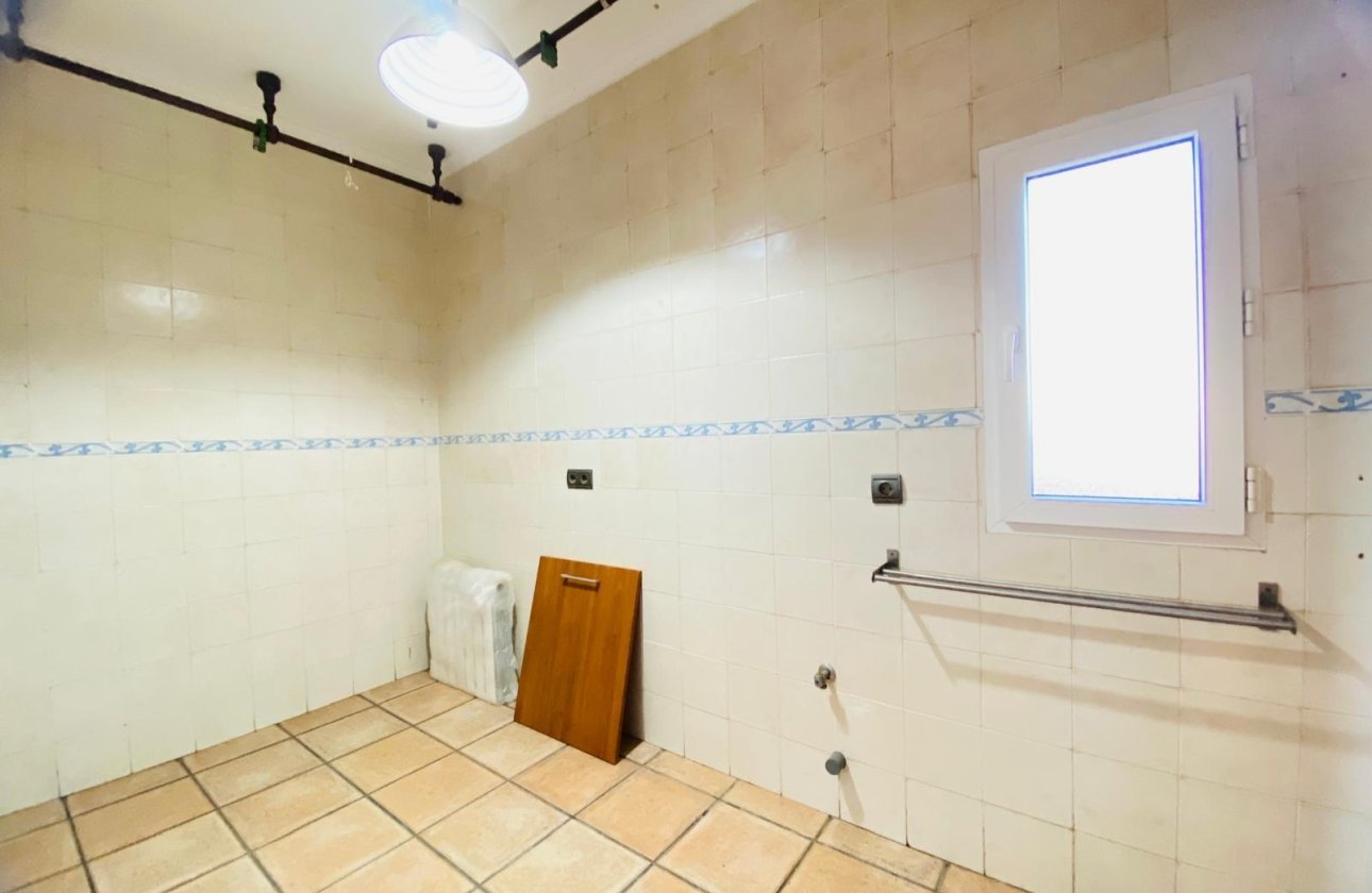 Resale - Villa -
Orihuela Costa - La Florida