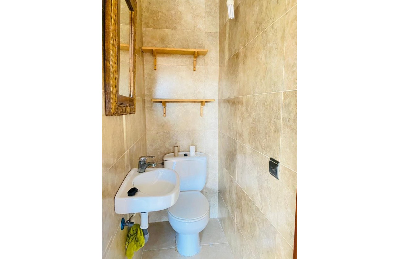 Resale - Villa -
Orihuela Costa - La Florida