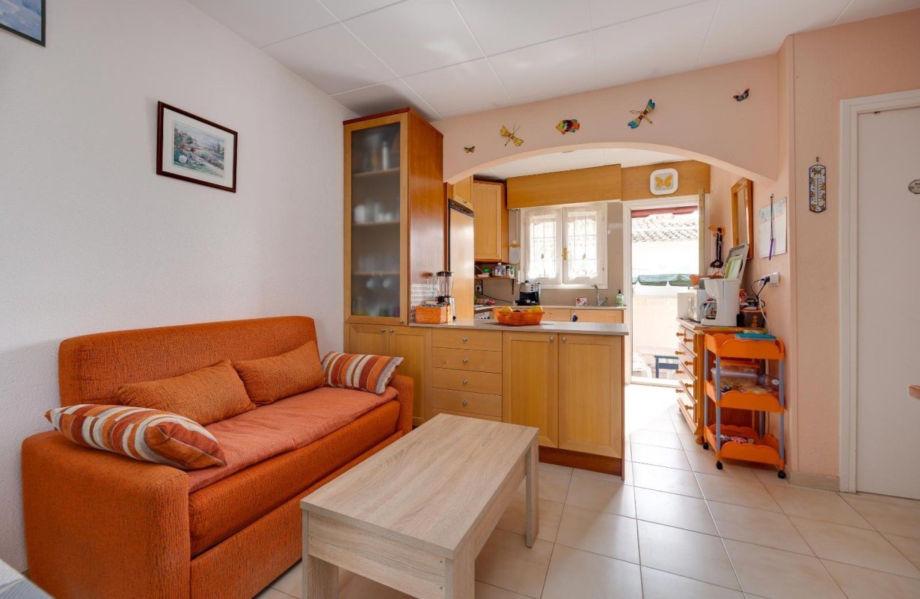 Resale - Villa -
Orihuela Costa - La Florida