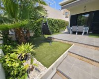 Resale - Villa -
Orihuela Costa - La Regia