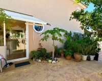 Resale - Villa -
Orihuela Costa - La Regia