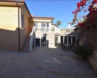 Resale - Villa -
Orihuela Costa - La Zenia