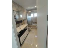 Resale - Villa -
Orihuela Costa - La Zenia