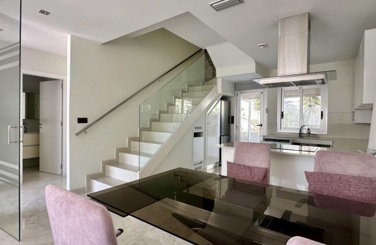 Resale - Villa -
Orihuela Costa - Lomas De Cabo Roig-los Dolses