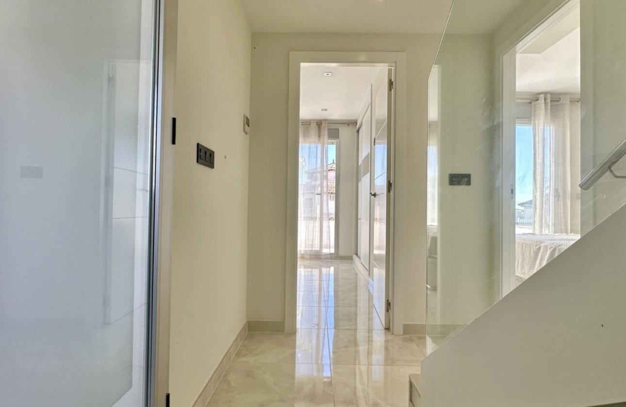 Resale - Villa -
Orihuela Costa - Lomas De Cabo Roig-los Dolses