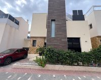 Resale - Villa -
Orihuela Costa - Lomas de Cabo Roig