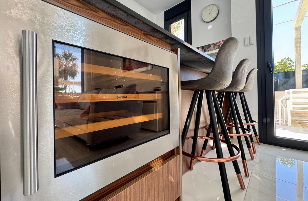 Resale - Villa -
Orihuela Costa - Lomas de Cabo Roig