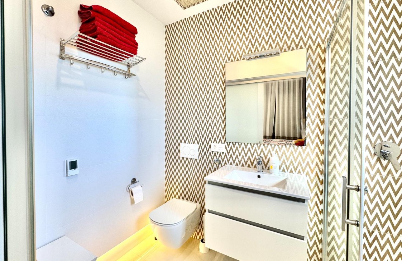 Resale - Villa -
Orihuela Costa - Lomas de Cabo Roig