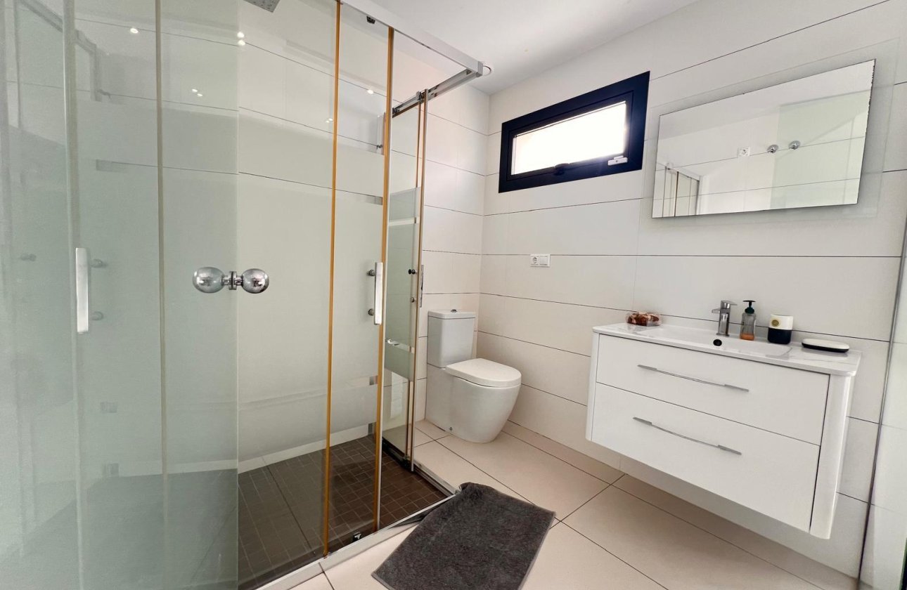Resale - Villa -
Orihuela Costa - Lomas de Cabo Roig