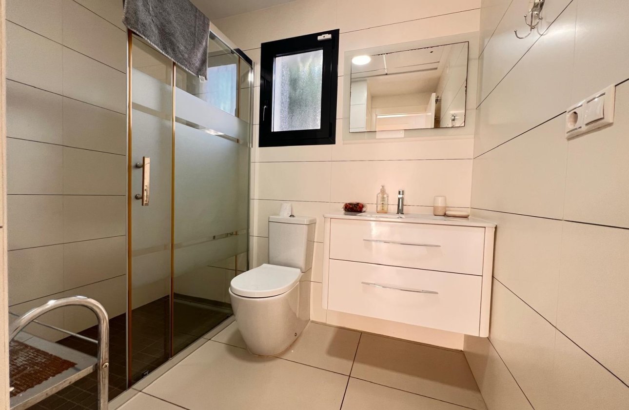 Resale - Villa -
Orihuela Costa - Lomas de Cabo Roig