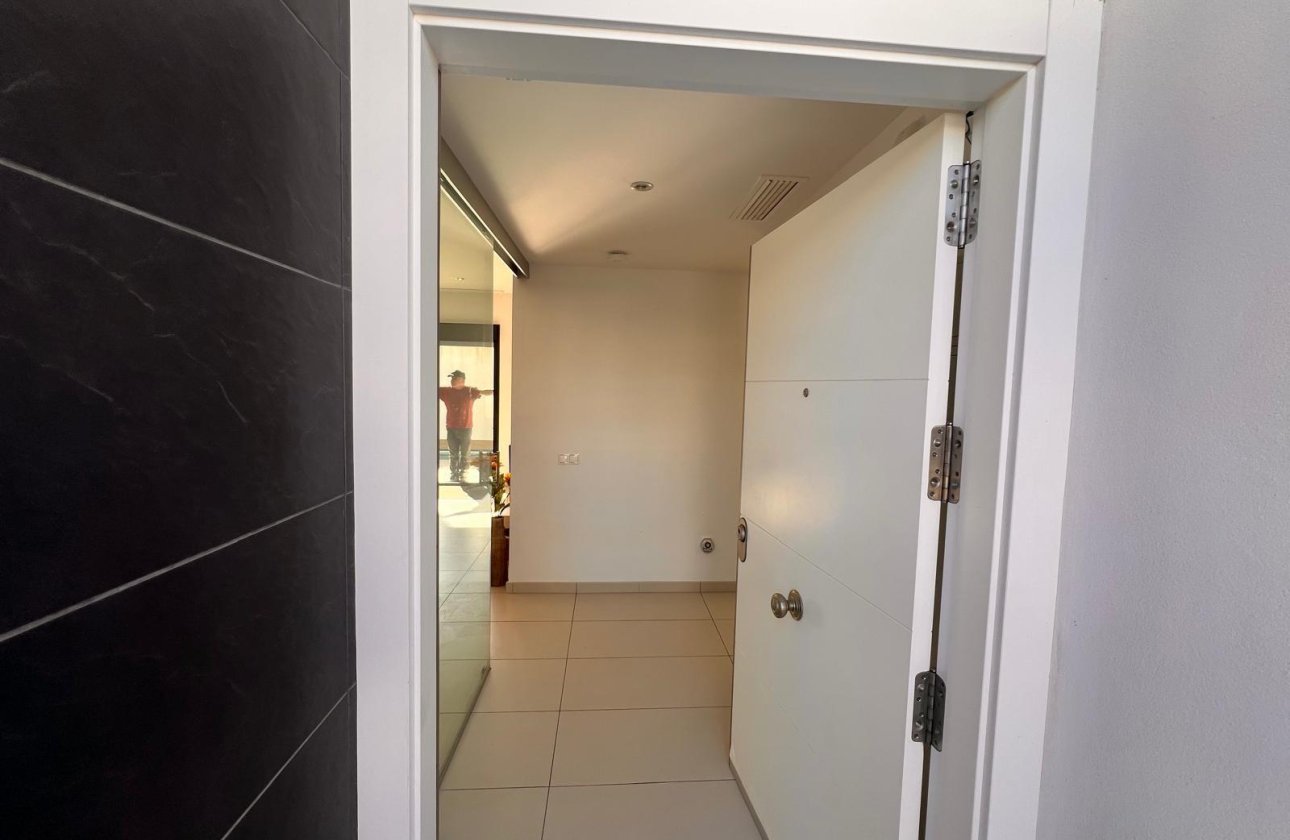 Resale - Villa -
Orihuela Costa - Lomas de Cabo Roig