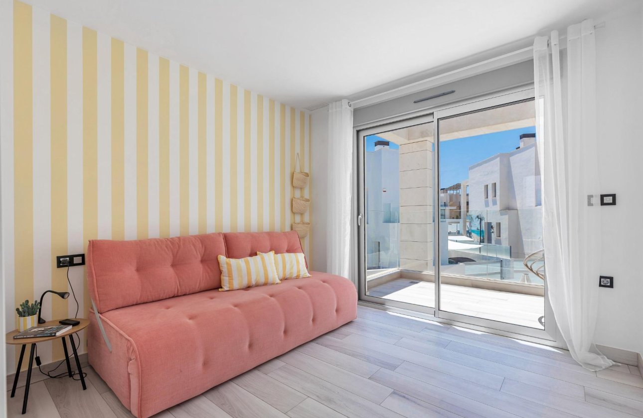 Resale - Villa -
Orihuela Costa - Lomas de Cabo Roig