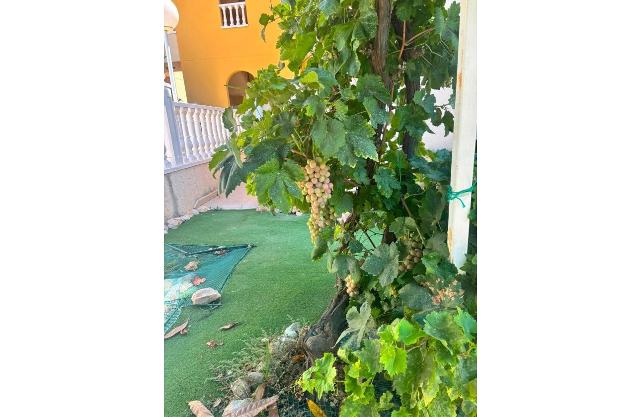 Resale - Villa -
Orihuela Costa - Lomas de Cabo Roig