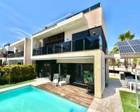 Resale - Villa -
Orihuela Costa - Lomas de Cabo Roig