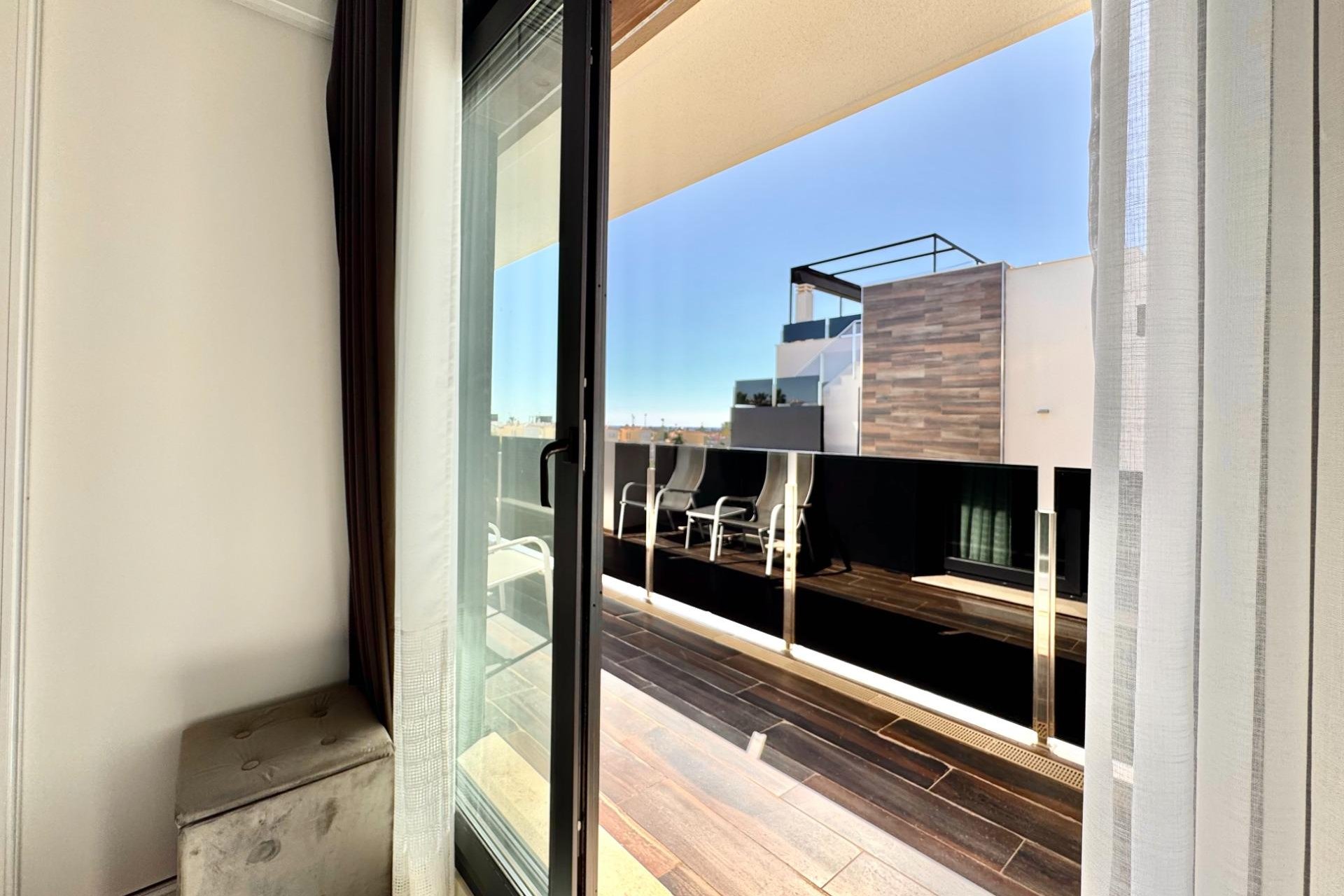 Resale - Villa -
Orihuela Costa - Lomas de Cabo Roig