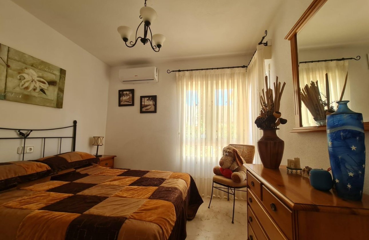 Resale - Villa -
Orihuela Costa - Lomas De Campoamor-las Ramblas