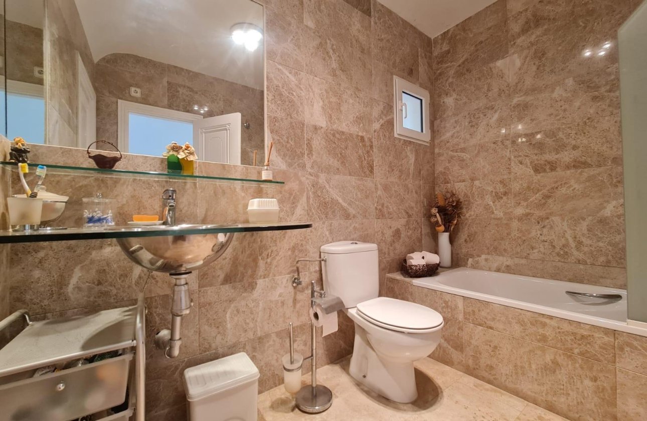 Resale - Villa -
Orihuela Costa - Lomas De Campoamor-las Ramblas