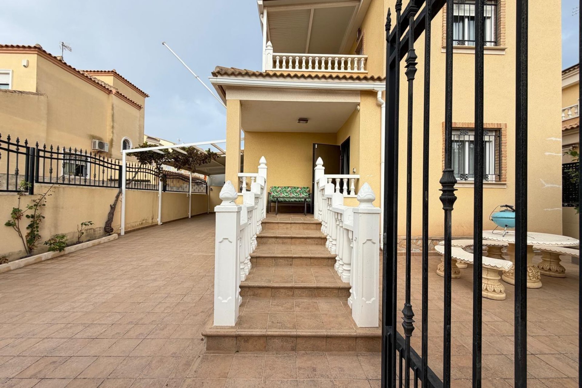 Resale - Villa -
Orihuela Costa - Lomas De Don Juan