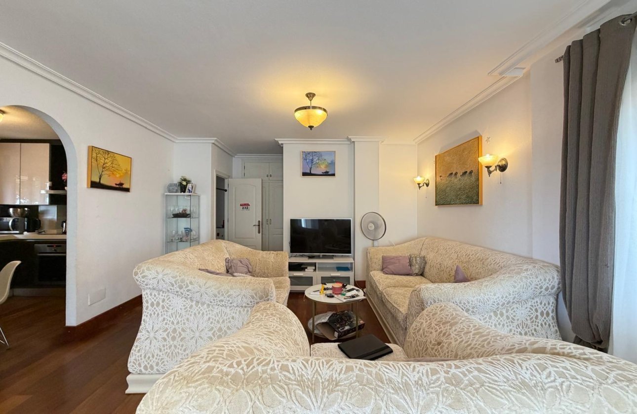 Resale - Villa -
Orihuela Costa - Lomas De Don Juan