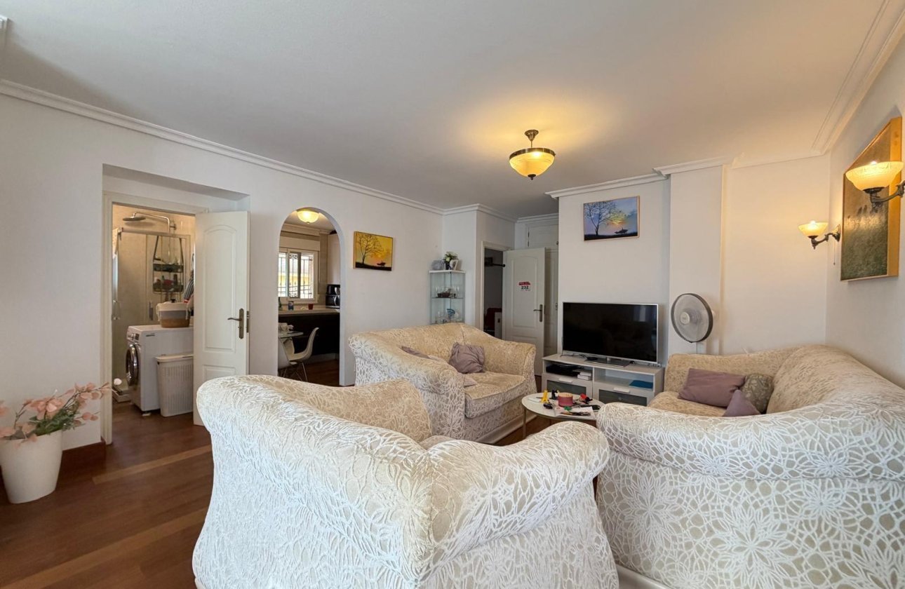 Resale - Villa -
Orihuela Costa - Lomas De Don Juan