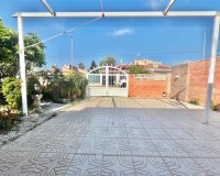 Resale - Villa -
Orihuela Costa - Los Almendros-la Florida