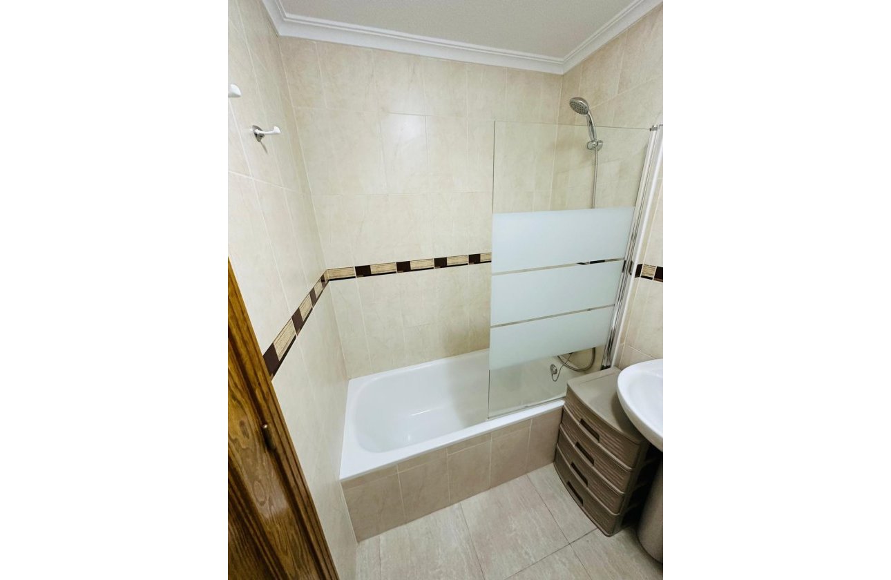 Resale - Villa -
Orihuela Costa - Los Altos