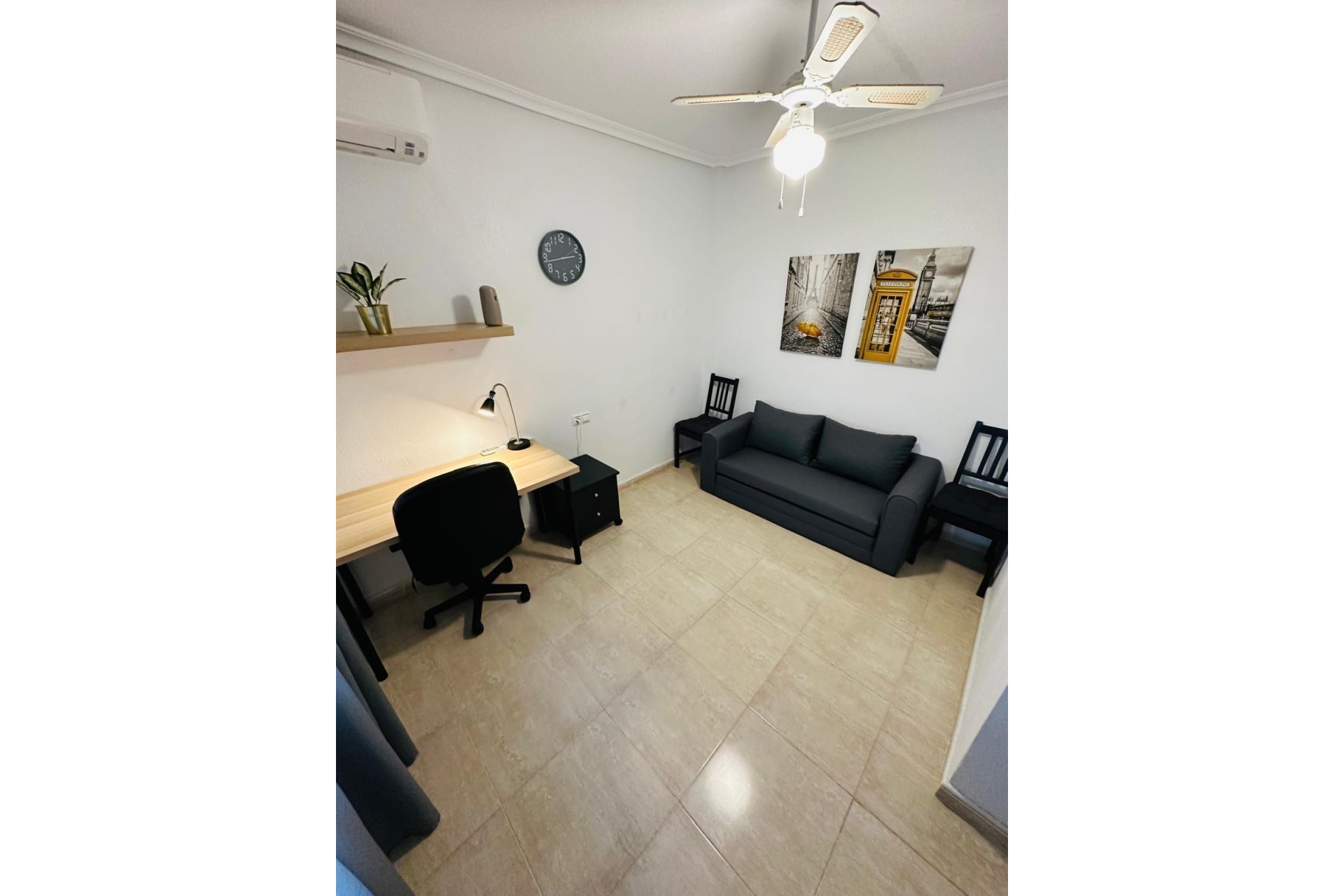 Resale - Villa -
Orihuela Costa - Los Altos