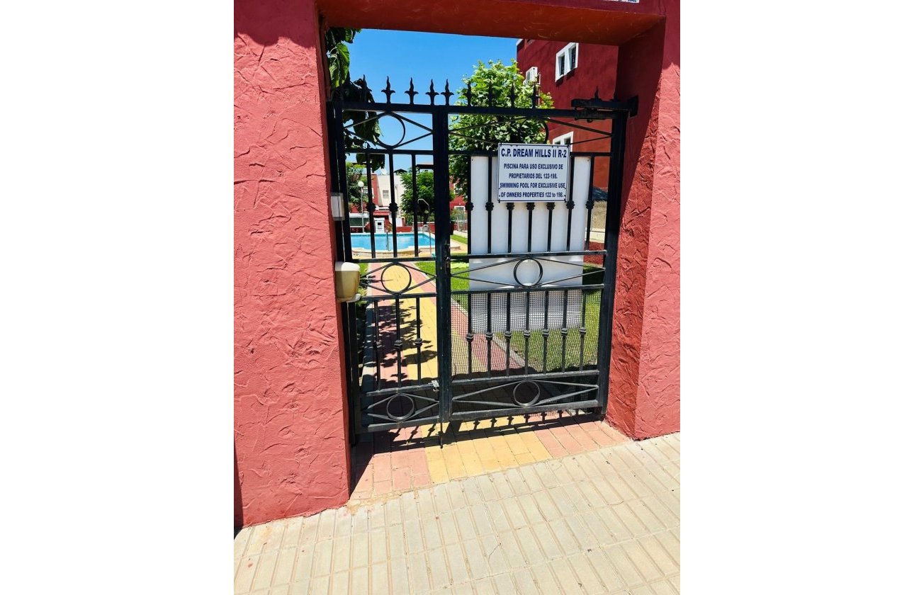Resale - Villa -
Orihuela Costa - Los Altos