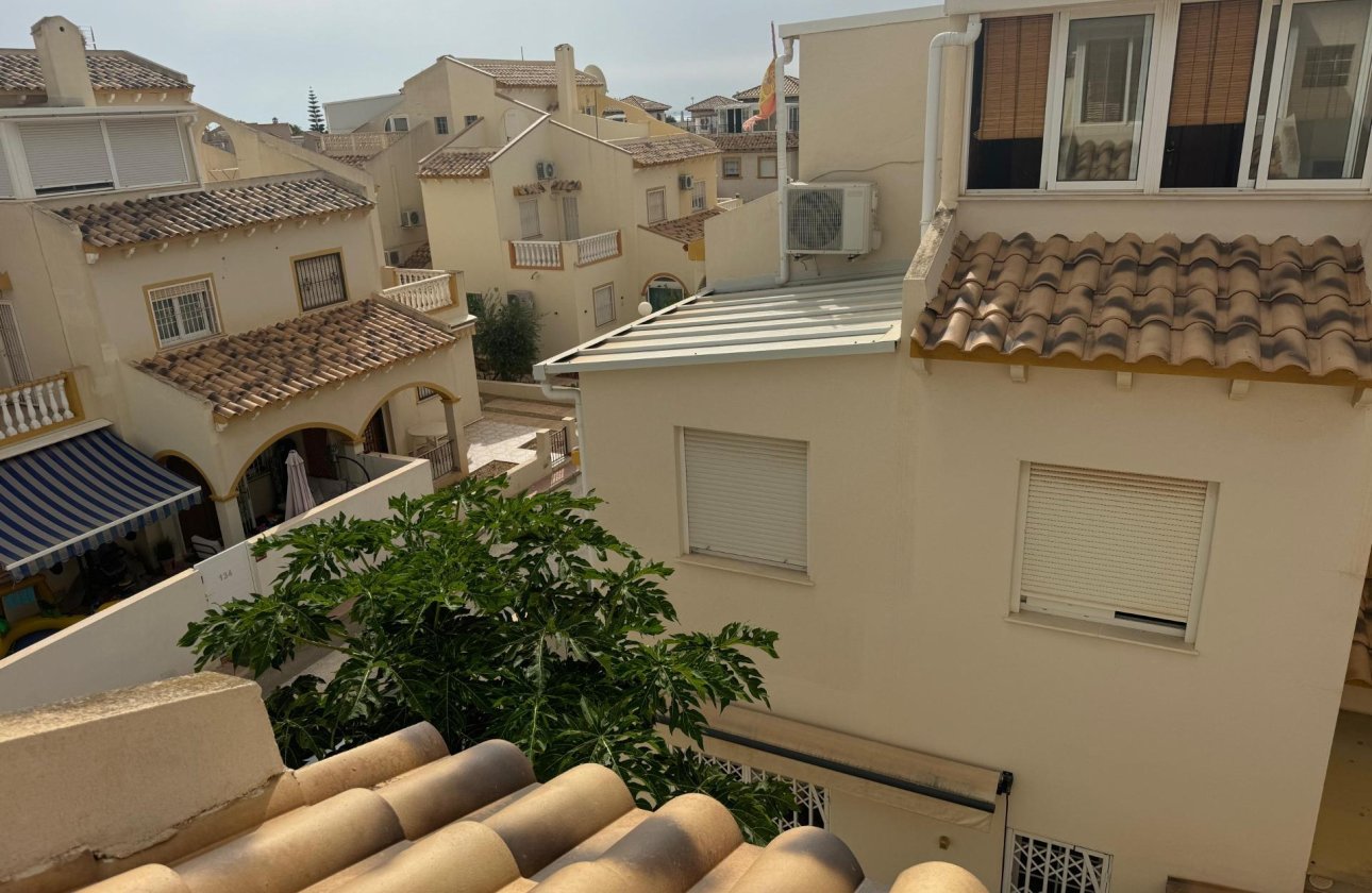 Resale - Villa -
Orihuela Costa - Los Dolses