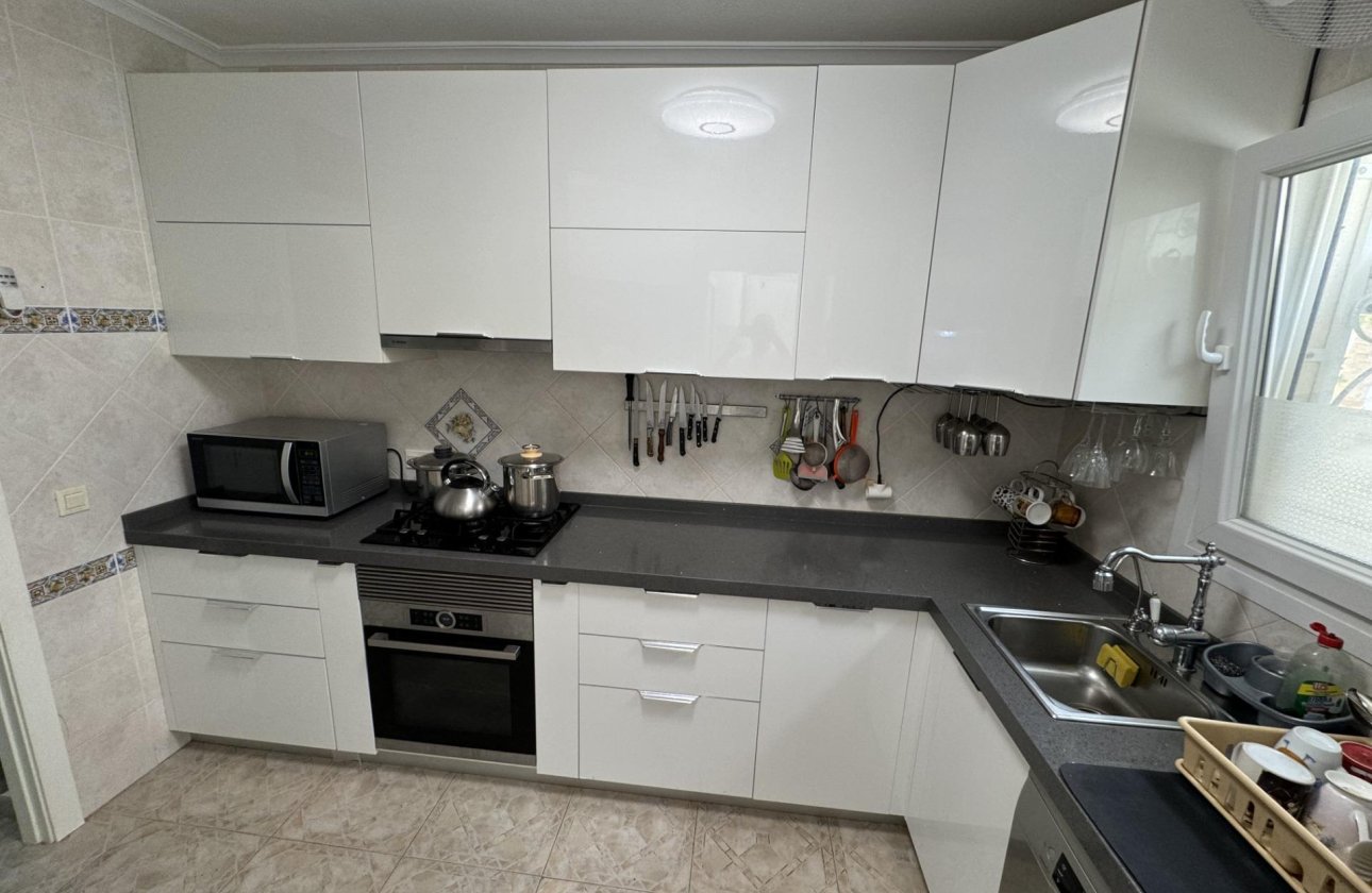 Resale - Villa -
Orihuela Costa - Los Dolses