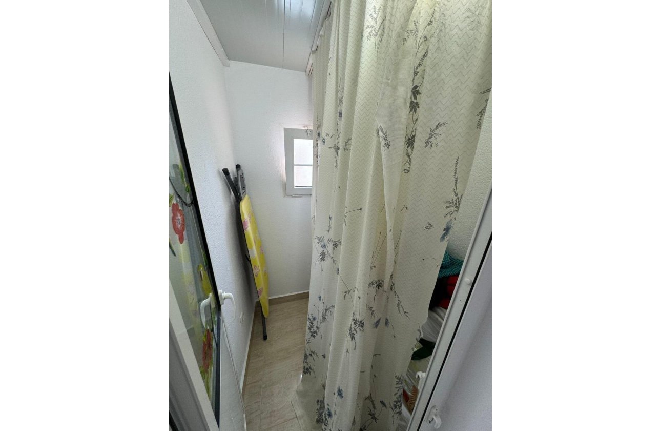 Resale - Villa -
Orihuela Costa - Los Dolses