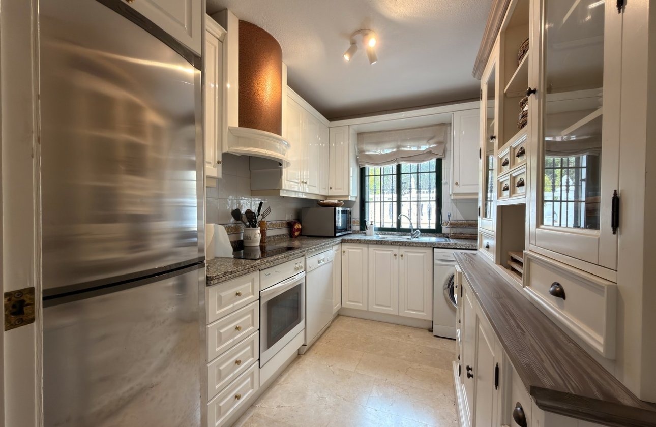 Resale - Villa -
Orihuela Costa - Los Doses