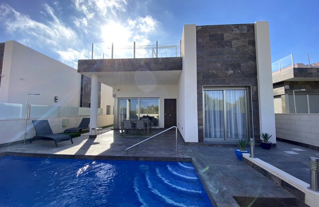 Resale - Villa -
Orihuela Costa - PAU 26