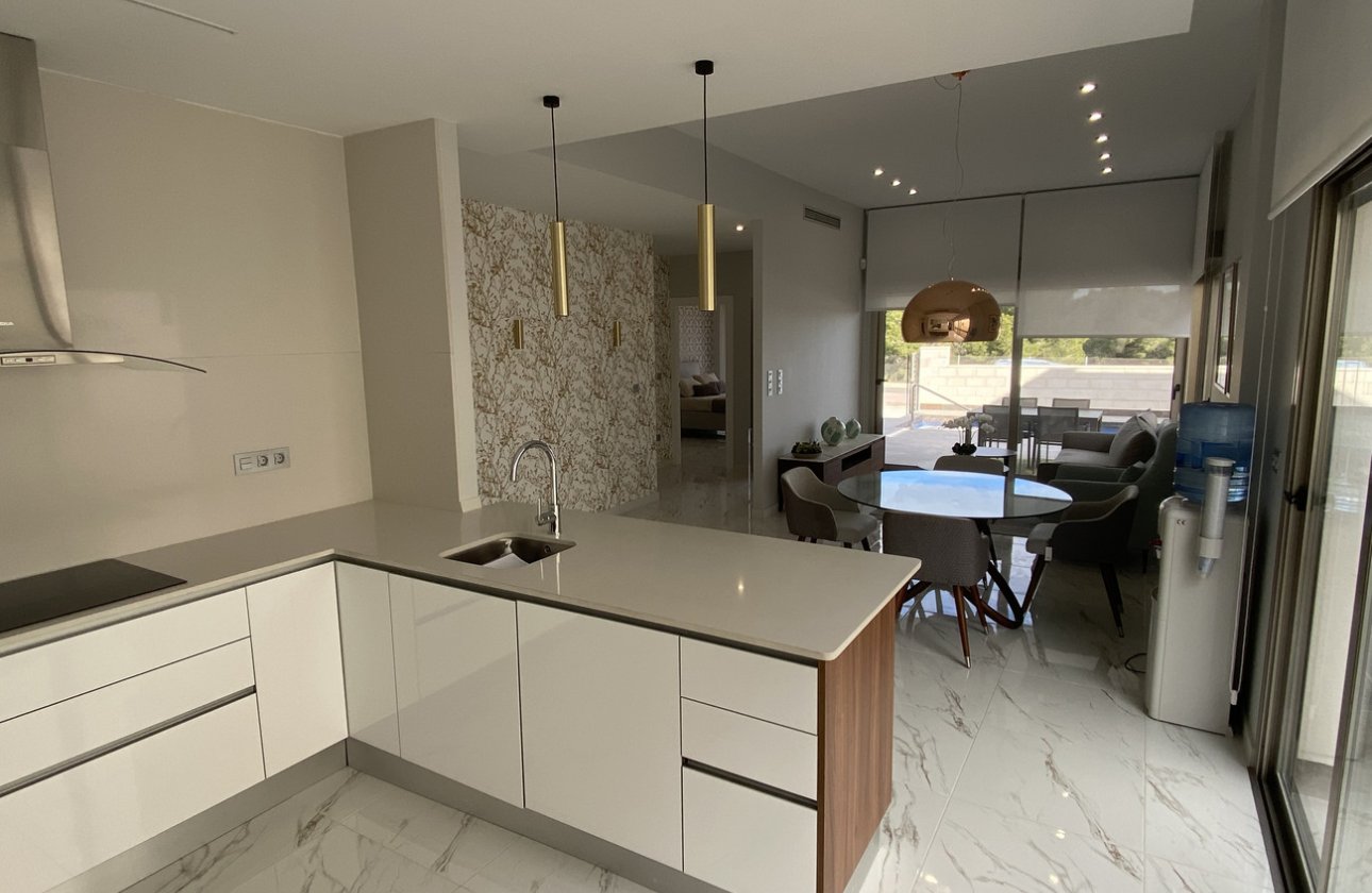 Resale - Villa -
Orihuela Costa - PAU 26