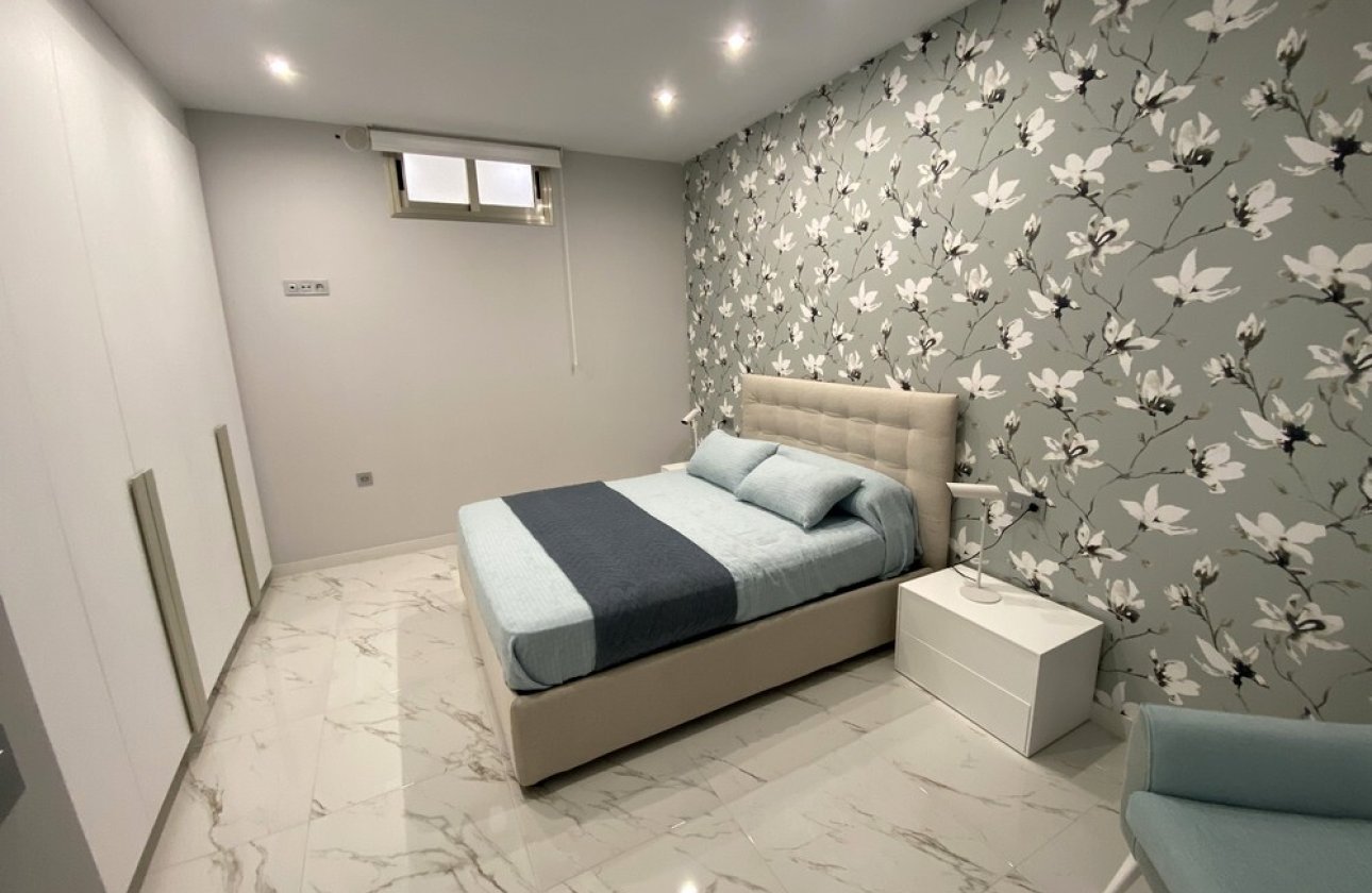 Resale - Villa -
Orihuela Costa - PAU 26