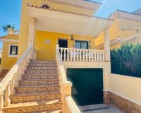 Resale - Villa -
Orihuela Costa - PAU 8