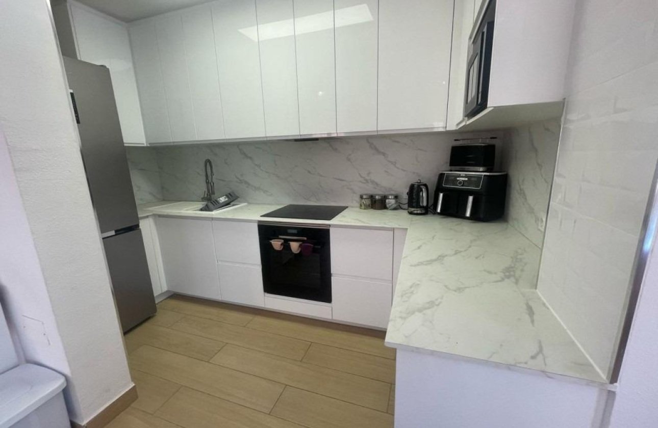 Resale - Villa -
Orihuela Costa - Playa Flamenca