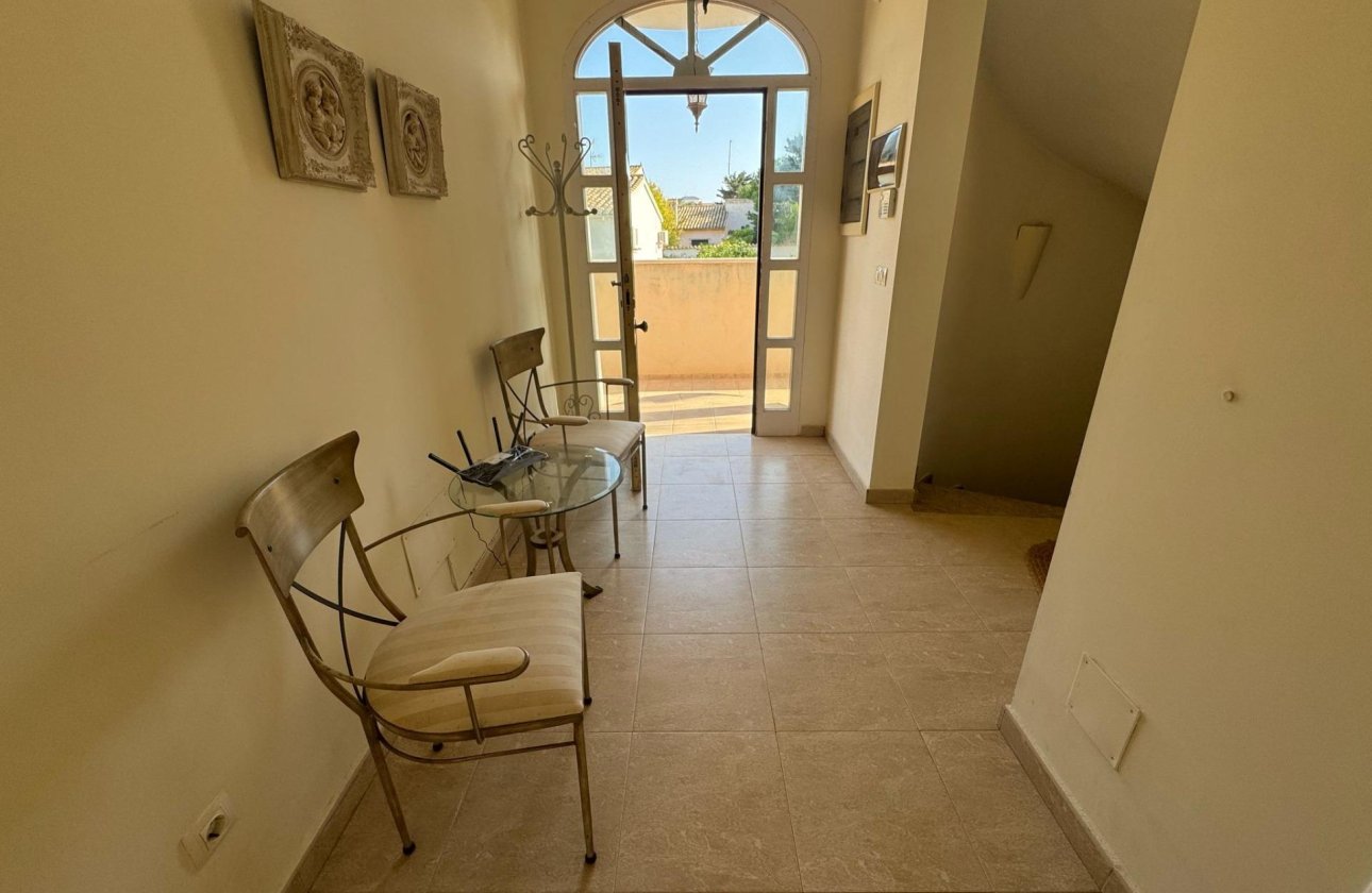 Resale - Villa -
Orihuela Costa - Playa Flamenca